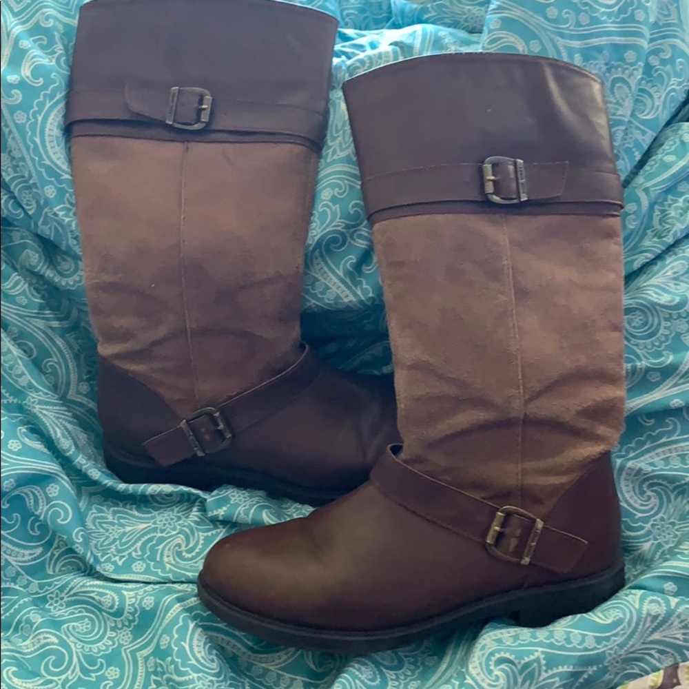 Girls boots